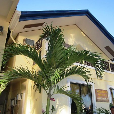 Casa Fiesta Resort Boracay Island Exterior photo