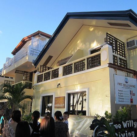 Casa Fiesta Resort Boracay Island Exterior photo